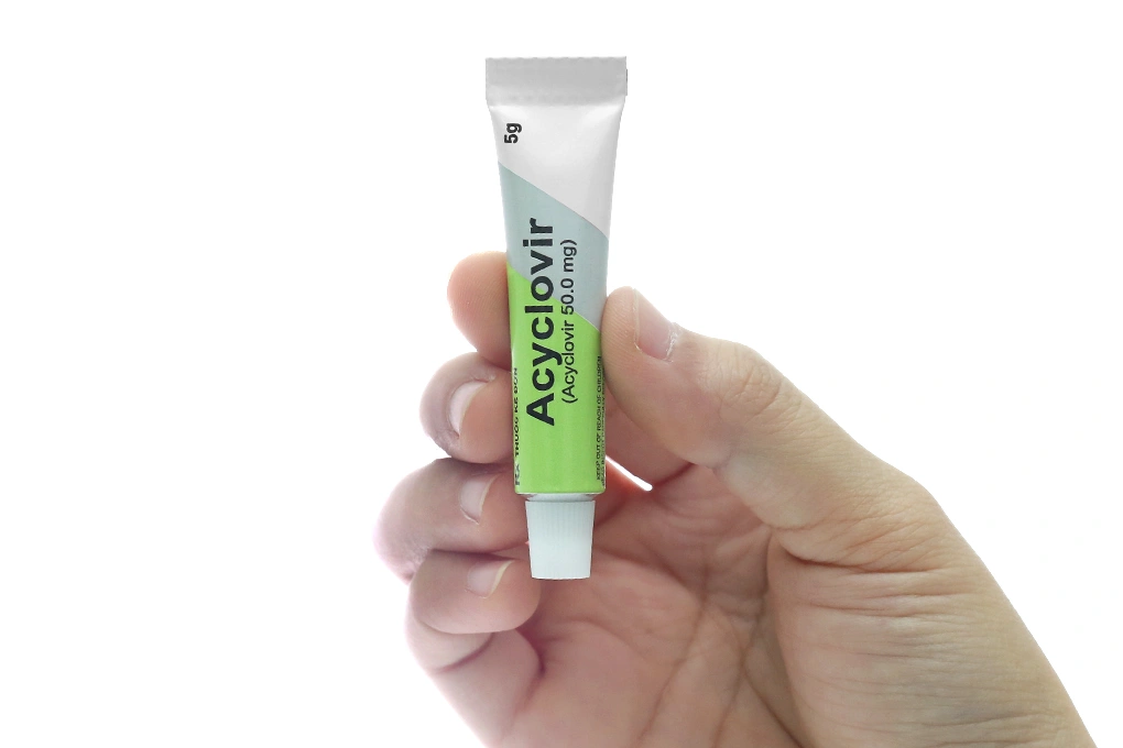 Kem bôi Acyclovir Sinil trị nhiễm virus Herpes simplex da tuýp 5g - 3