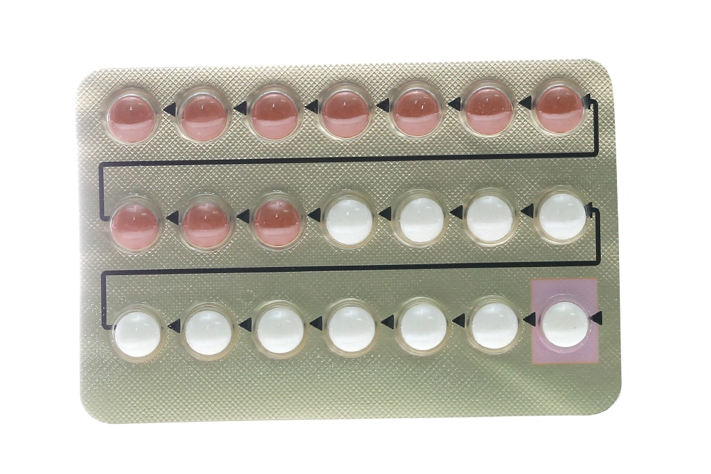 Cyclo - Progynova trị thiếu estrogen do mãn kinh (1 vỉ x 21 viên) - 2