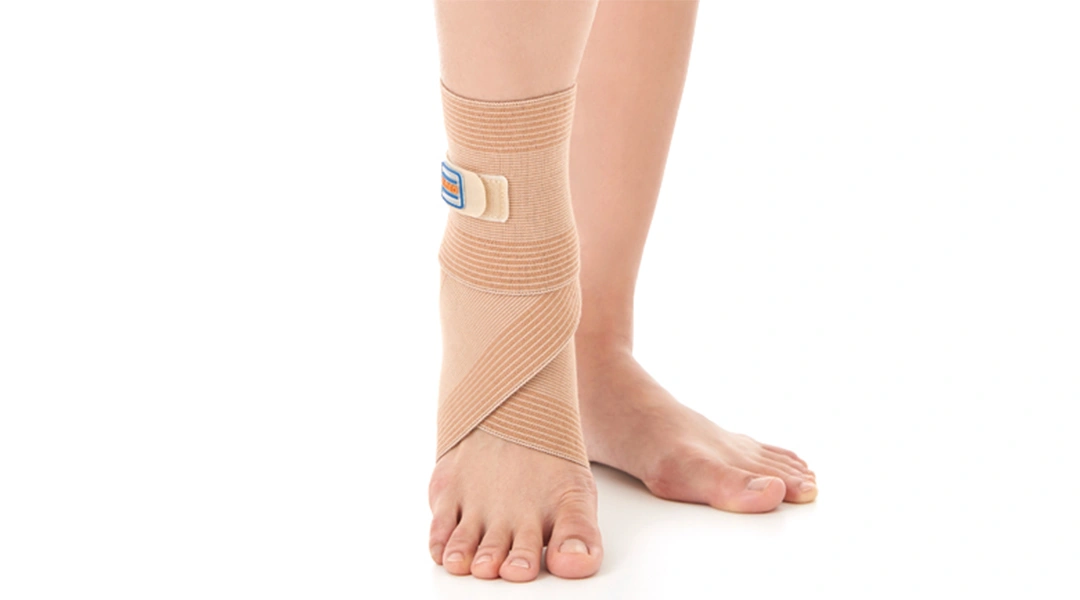 Băng quấn cổ chân Dr.Med DR-A135 size U - 