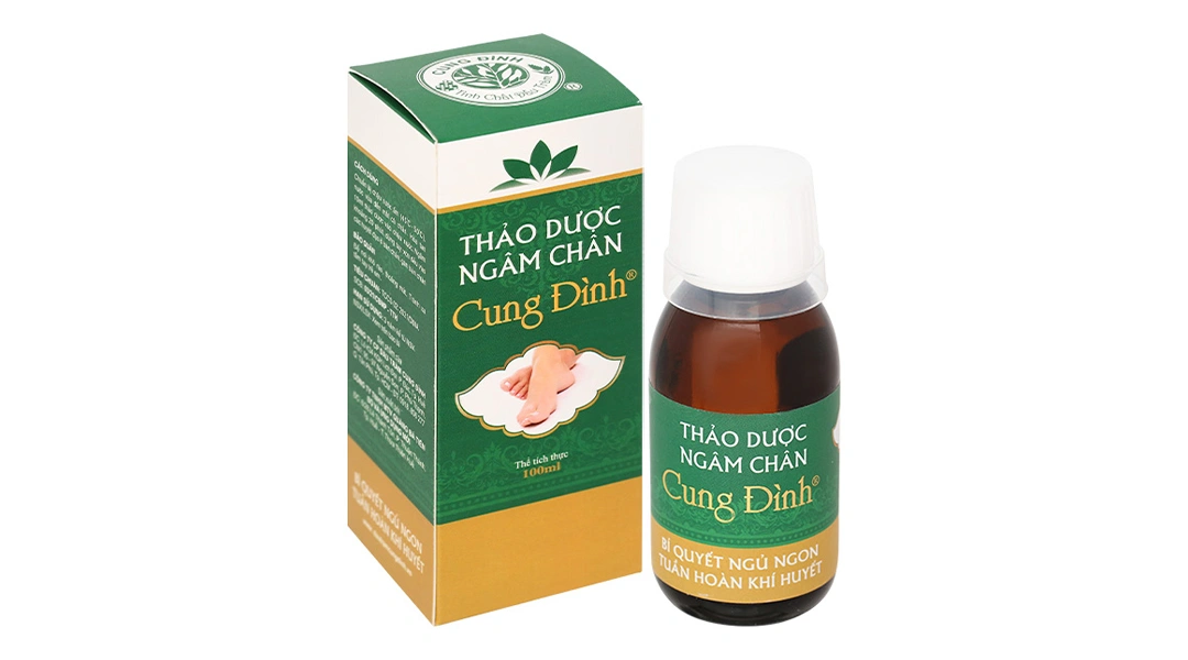 Dung dịch Thảo Dược Ngâm Chân Cung Đình hỗ trợ giảm phong thấp - 