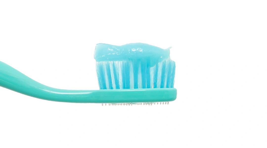 Kem đánh răng Sensodyne Deep Clean giảm ê buốt răng tuýp 100g - 6
