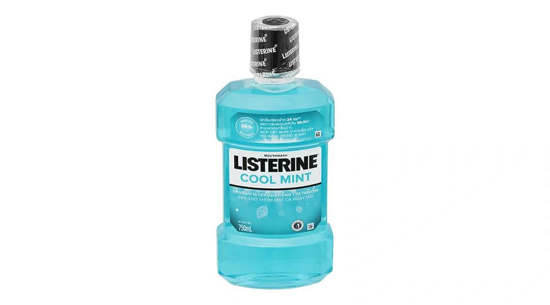Nước súc miệng Listerine Cool Mint giúp hơi thở thơm mát chai 750ml - 1