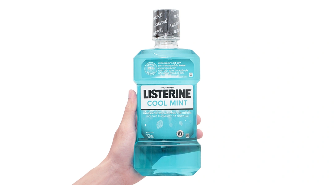 Nước súc miệng Listerine Cool Mint giúp hơi thở thơm mát chai 750ml - 4