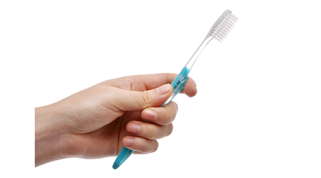 Bàn chải đánh răng Lipzo Ruby Sensi lông chỉ tơ vỉ 1 cây - 3