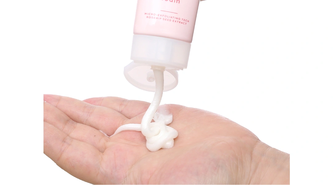 Sữa rửa mặt Pond's White Beauty trắng da tuýp 50g - 4