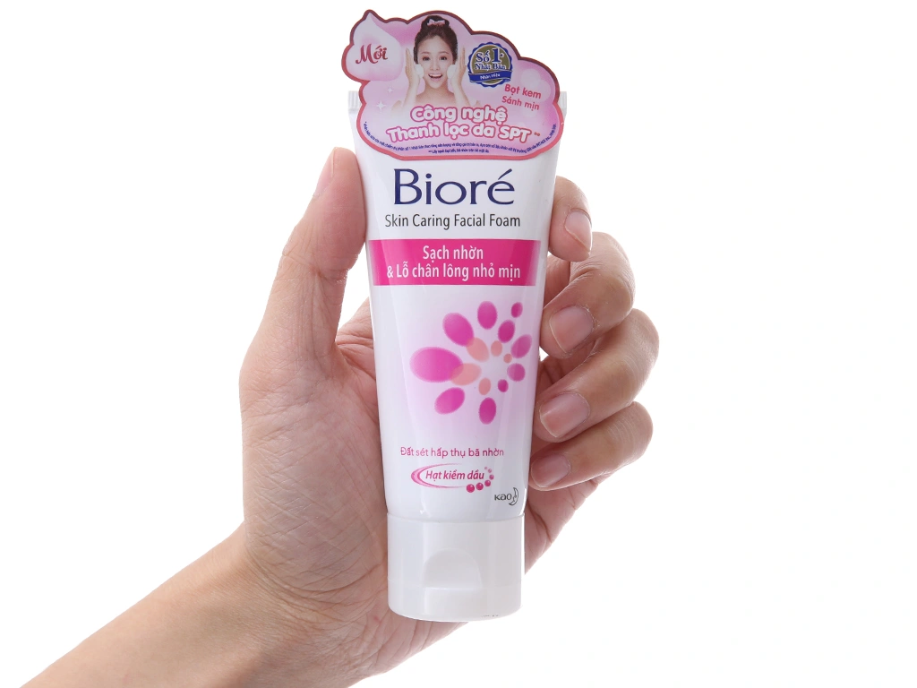 Sữa rửa mặt Biore thu nhỏ lỗ chân lông tuýp 50g - 2