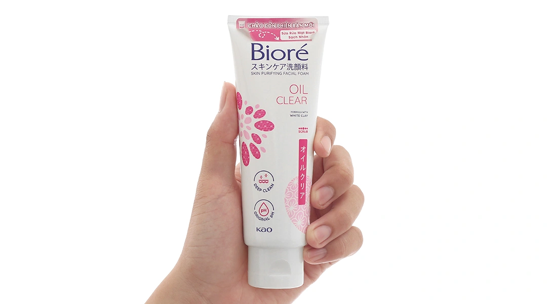 Sữa rửa mặt Biore Skin Purifying Facial Foam Oil Clear sạch bã nhờn tuýp 100g - 3