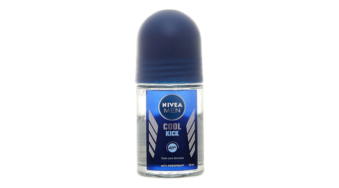 Lăn khử mùi Nivea Men Cool Kick chai 25ml - 