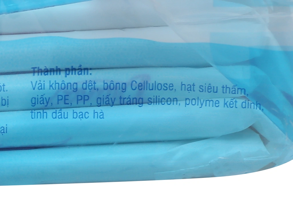Băng vệ sinh Diana Cool Fresh siêu mỏng gói 8 miếng - 2