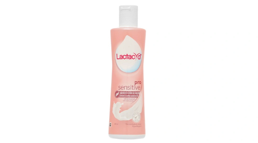 Dung dịch vệ sinh phụ nữ Lactacyd Pro Sensitive cho da nhạy cảm chai 250ml - 
