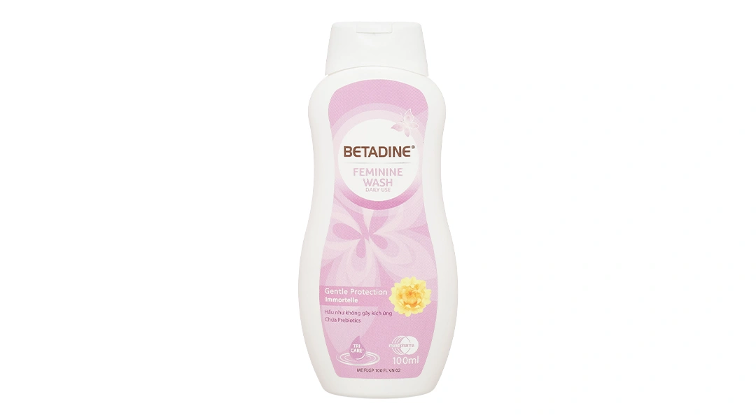 Dung dịch vệ sinh phụ nữ Betadine Gentle làm sạch vùng kín chai 100ml - 