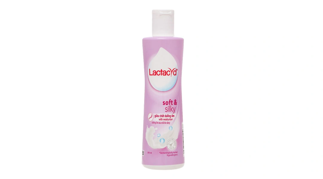 Dung dịch vệ sinh phụ nữ Lactacyd Soft & Silky giữ ẩm chai 250ml - 9