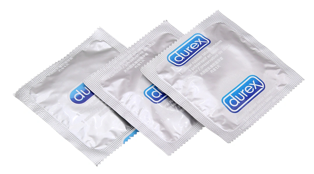 Bao cao su Durex Invisible siêu mỏng, ôm khít 52mm hộp 3 cái - 7