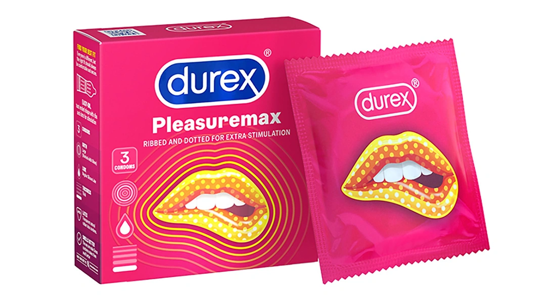 Bao cao su Durex Pleasuremax có chấm nổi 56mm hộp 3 cái - 