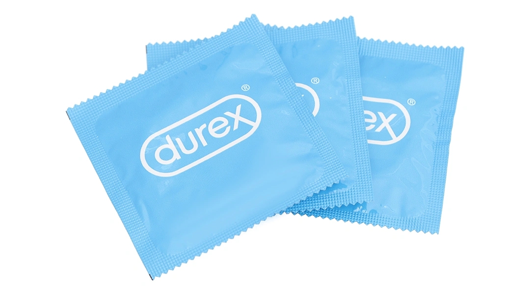 Bao cao su Durex Jeans ôm sát, bôi trơn 52.5mm hộp 12 cái - 19