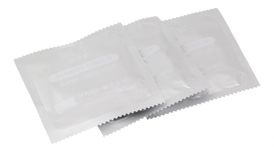 Bao cao su Okamoto Skinless Skin Super Lubricative 53mm hộp 3 cái - 3