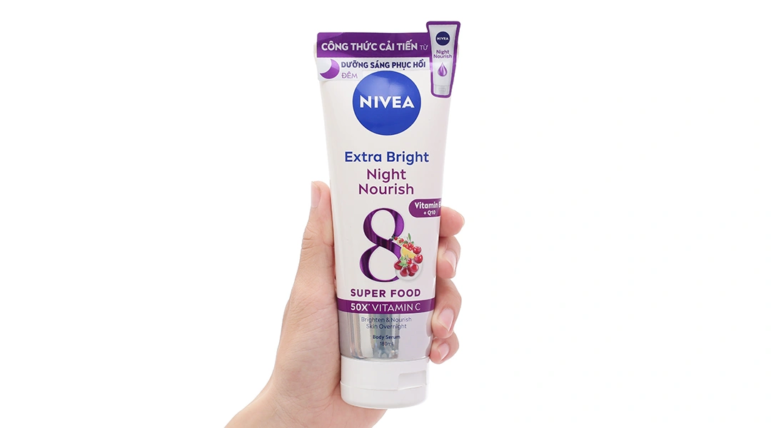 Sữa dưỡng thể Nivea Extra Bright dưỡng trắng da ban đêm tuýp 180ml - 4