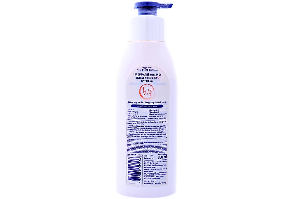 Sữa dưỡng thể Nivea Instant White dưỡng sáng da, săn chắc da chai 350ml - 