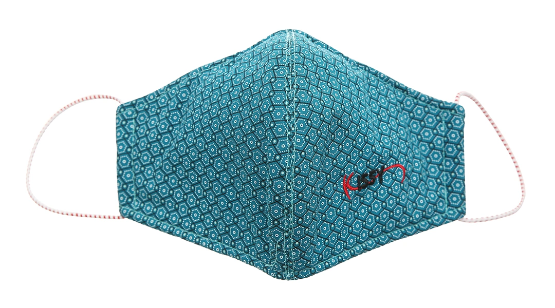 Khẩu trang vải Kissy 3 lớp có họa tiết size M hộp 1 cái - 12