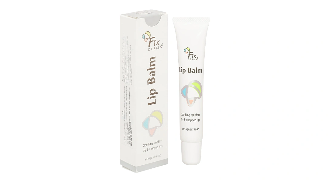 Son dưỡng môi Fixderma Lip Balm làm mềm mại và giữ ẩm, giảm khô và nứt nẻ môi tuýp 15ml - 