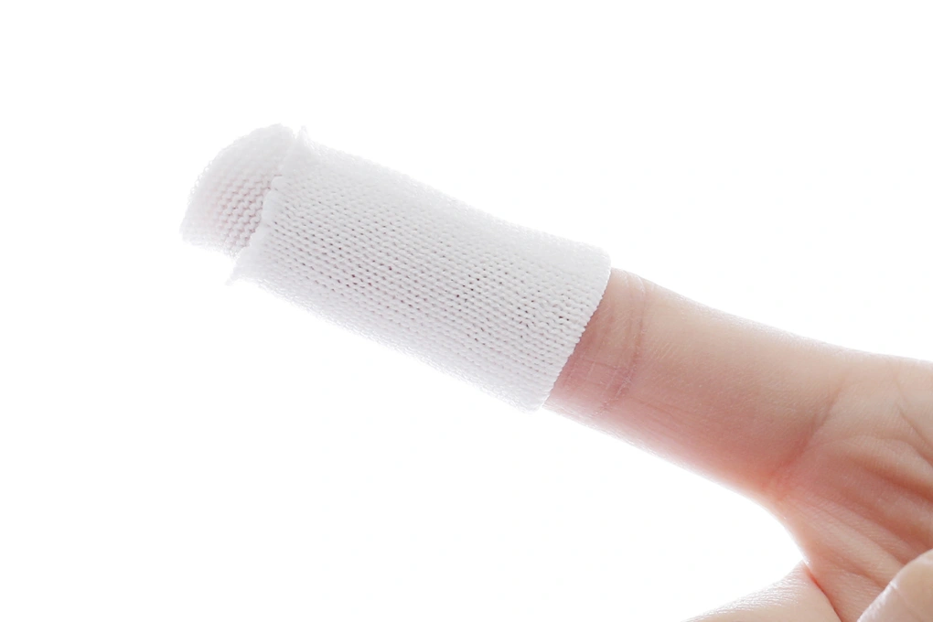 Gạc rơ lưỡi Đông FA 3 con nai hộp 5 cái - 3