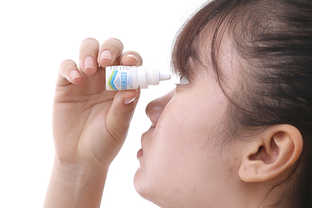 Dung dịch nhỏ mắt Estobra 0.3% trị tại chỗ nhiễm trùng mắt lọ 5ml - 5