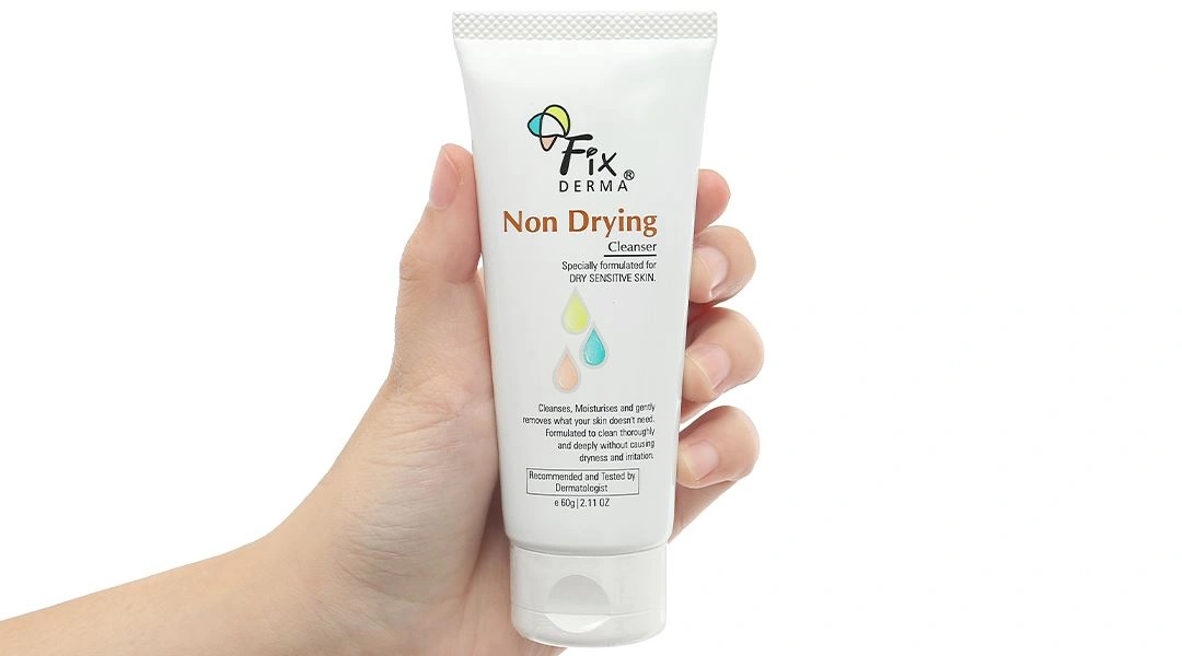 Sữa rửa mặt Fixderma Non Drying giúp làm sạch bã nhờn cho da khô, da nhạy cảm tuýp 60g - 11