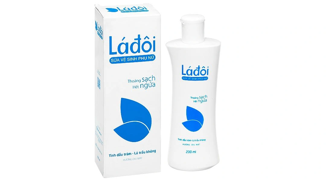 Dung dịch vệ sinh phụ nữ Shema Lá đôi hương dịu mát chai 200ml - 1