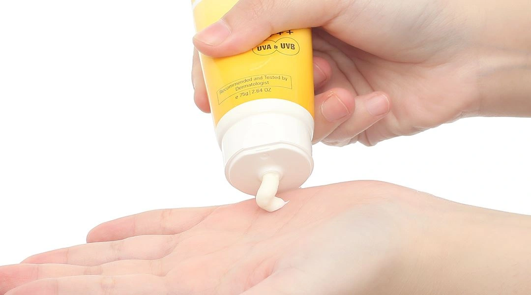 Kem chống nắng Fixderma Shadow SPF 50+/PA+++ giúp dưỡng ẩm và bảo vệ da tuýp 75g - 10