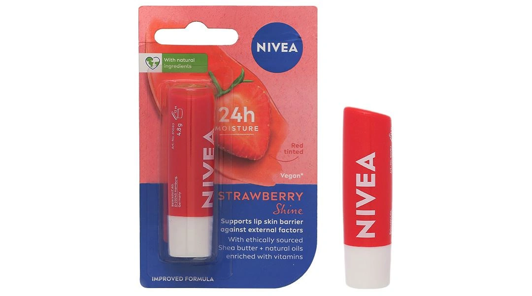 Son dưỡng môi Nivea Strawberry Shine duy trì độ ẩm, bảo vệ môi căng mọng, mềm mịn thỏi 4.8g - 