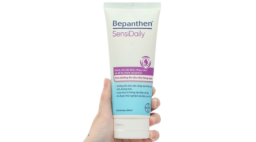 Kem Bepanthen Sensidaily dưỡng ẩm dịu nhẹ, giúp da không bị khô, bong tróc tuýp 200ml - 10