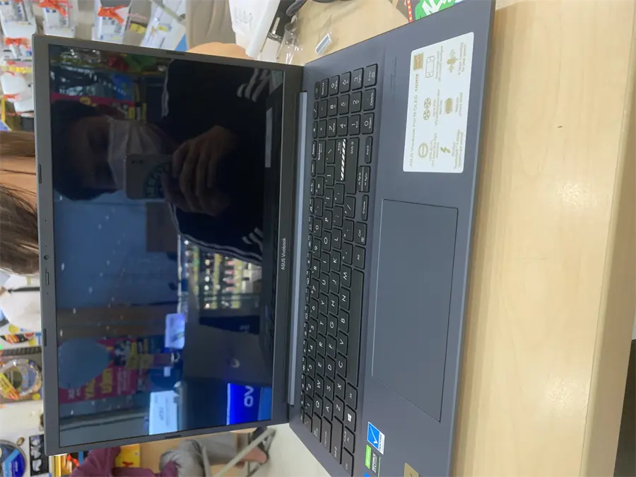 Khách hàng review Laptop Asus VivoBook Pro 15 OLED K3500PC i5 11300H/16GB/512GB/4GB RTX3050/Win10 (L1045T) 4