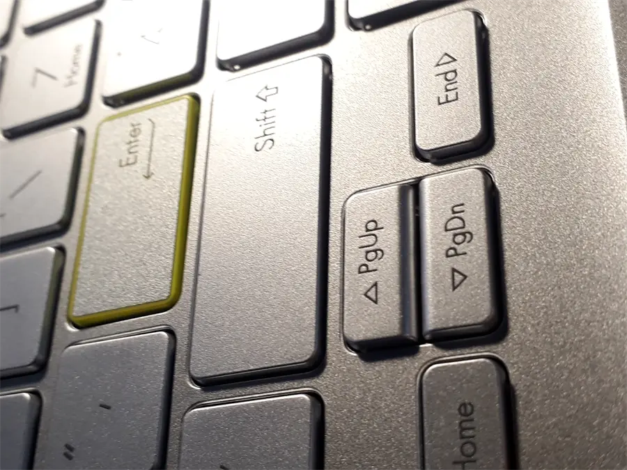 Khách hàng review Laptop Asus VivoBook A515EA OLED i5 1135G7/8GB/512GB/Win10 (L12032T) 1
