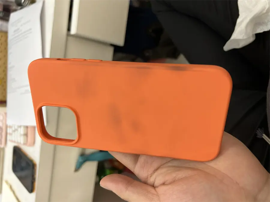 Khách hàng review Ốp lưng iPhone 13 Pro Max Silicone OSMIA 1