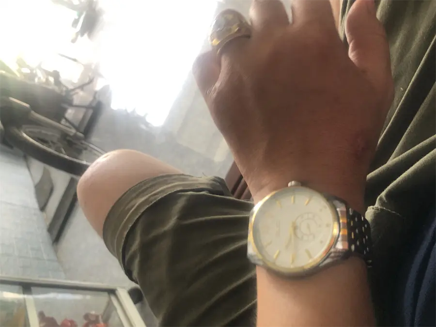 Khách hàng review Đồng hồ ELIO 40.5 mm Nam ES022-C1 1