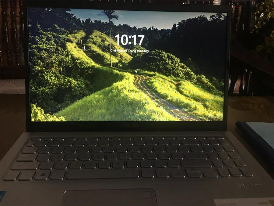 Khách hàng review Laptop Asus VivoBook X515EA i3 1115G4/8GB/256GB/Win11 (BR2046W) 1