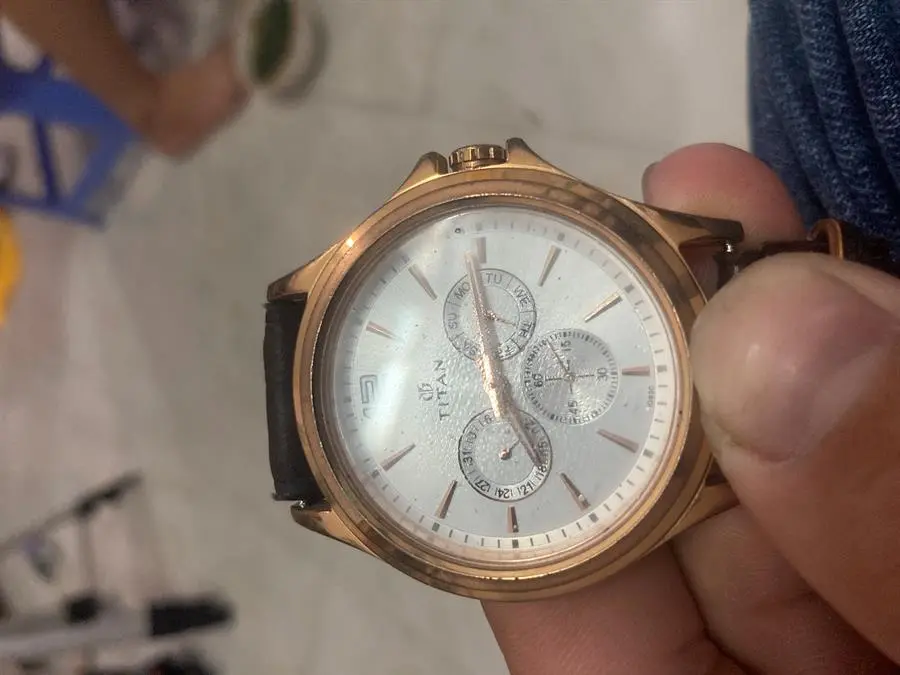 Khách hàng review Đồng hồ TITAN 44.5 mm Nam 1698WL01 2