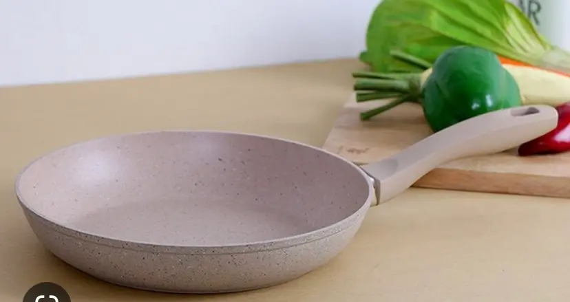 Khách hàng review Chảo nhôm chống dính đáy từ 28 cm Happycook Charm CHP-28 1