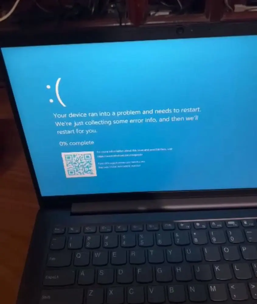Khách hàng review Laptop Lenovo Ideapad 5 14IAL7 i5 1235U/8GB/512GB/Win11 (82SD0060VN) 1