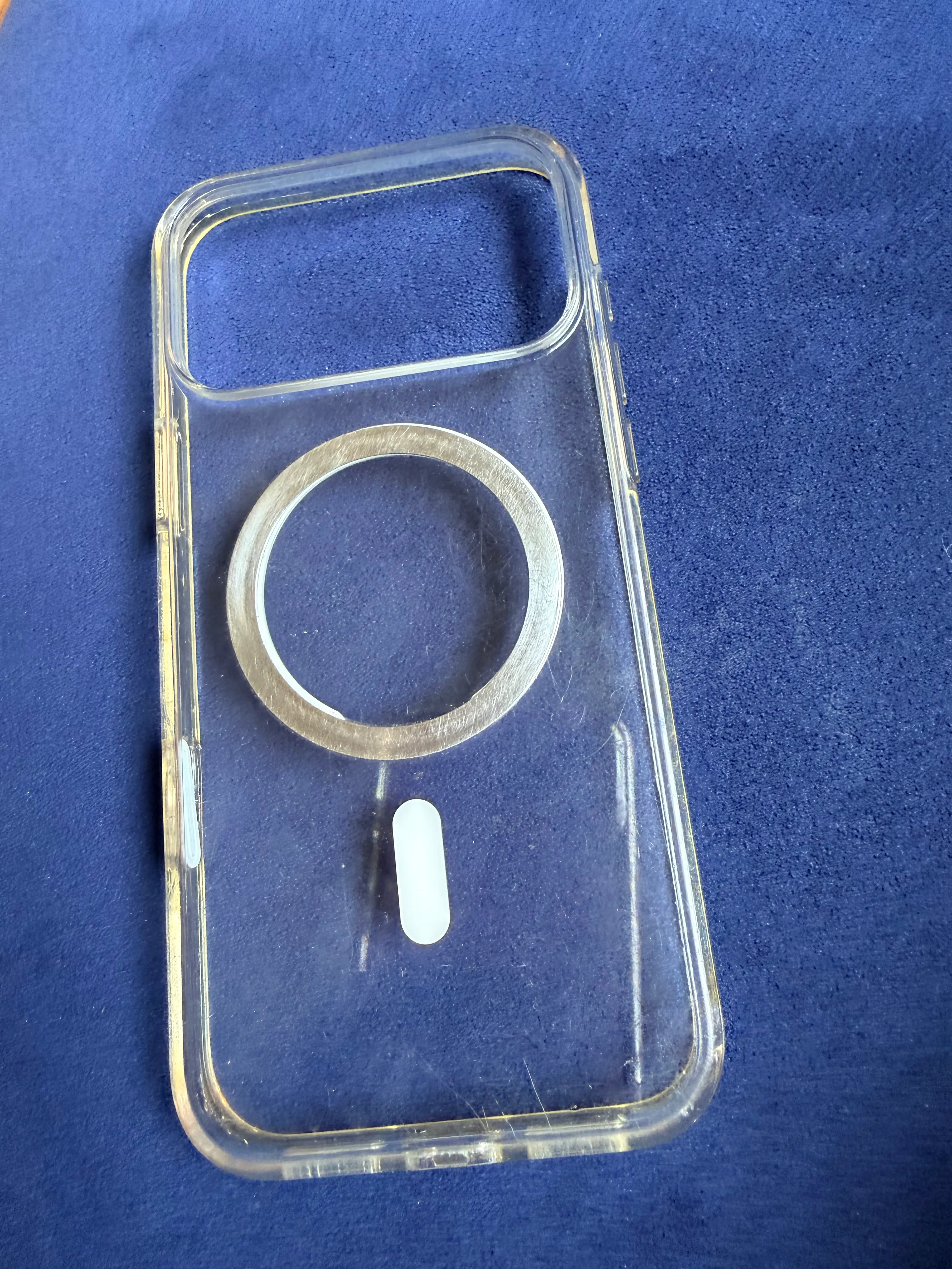 Khách hàng review Ốp lưng MagSafe iPhone 17 Pro Max PC TPU AVA+ OC Bayer II 2
