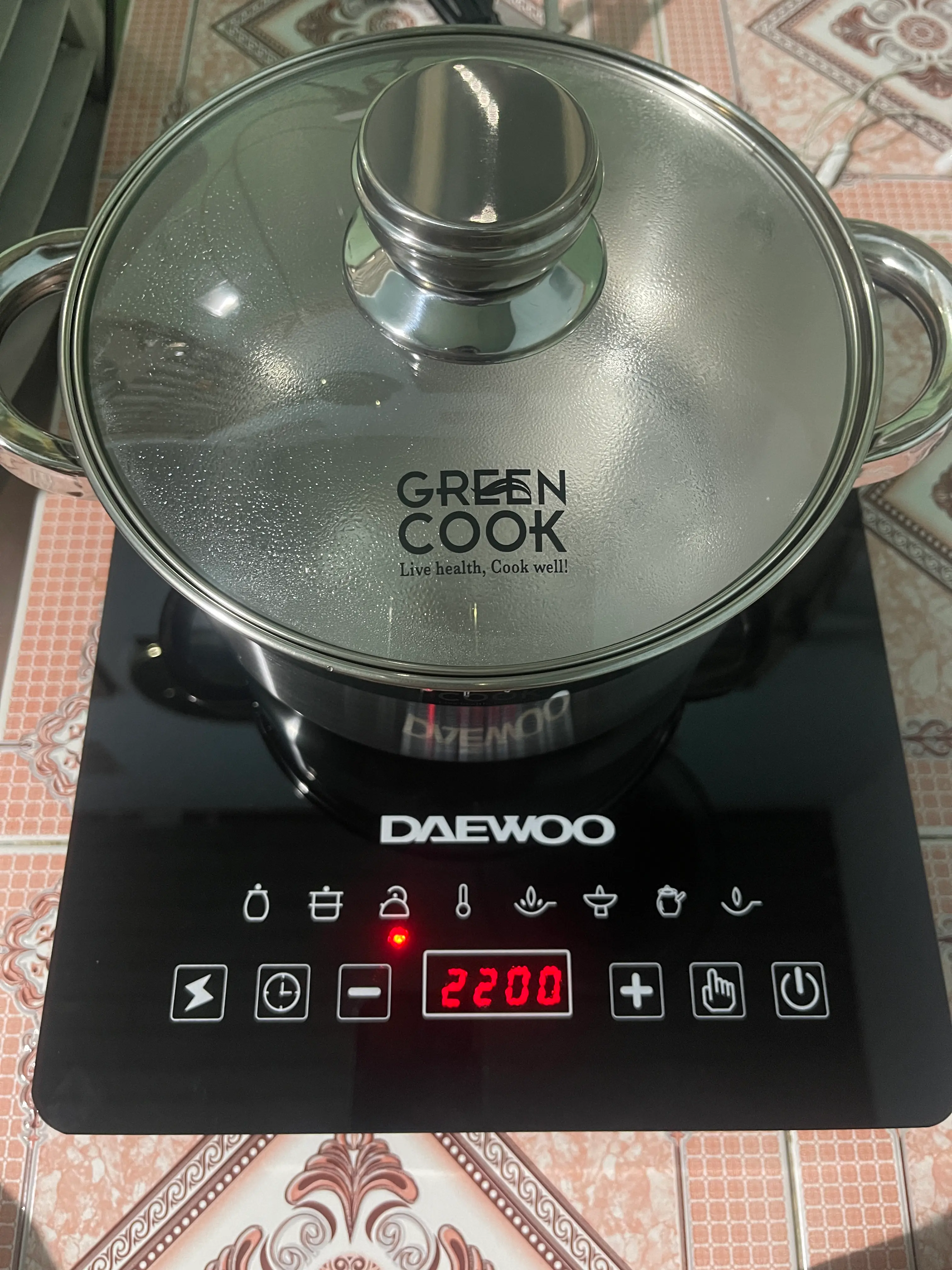 Khách hàng review Nồi inox 3 đáy nắp kính 20 cm Green Cook GCS2515-20IH 1