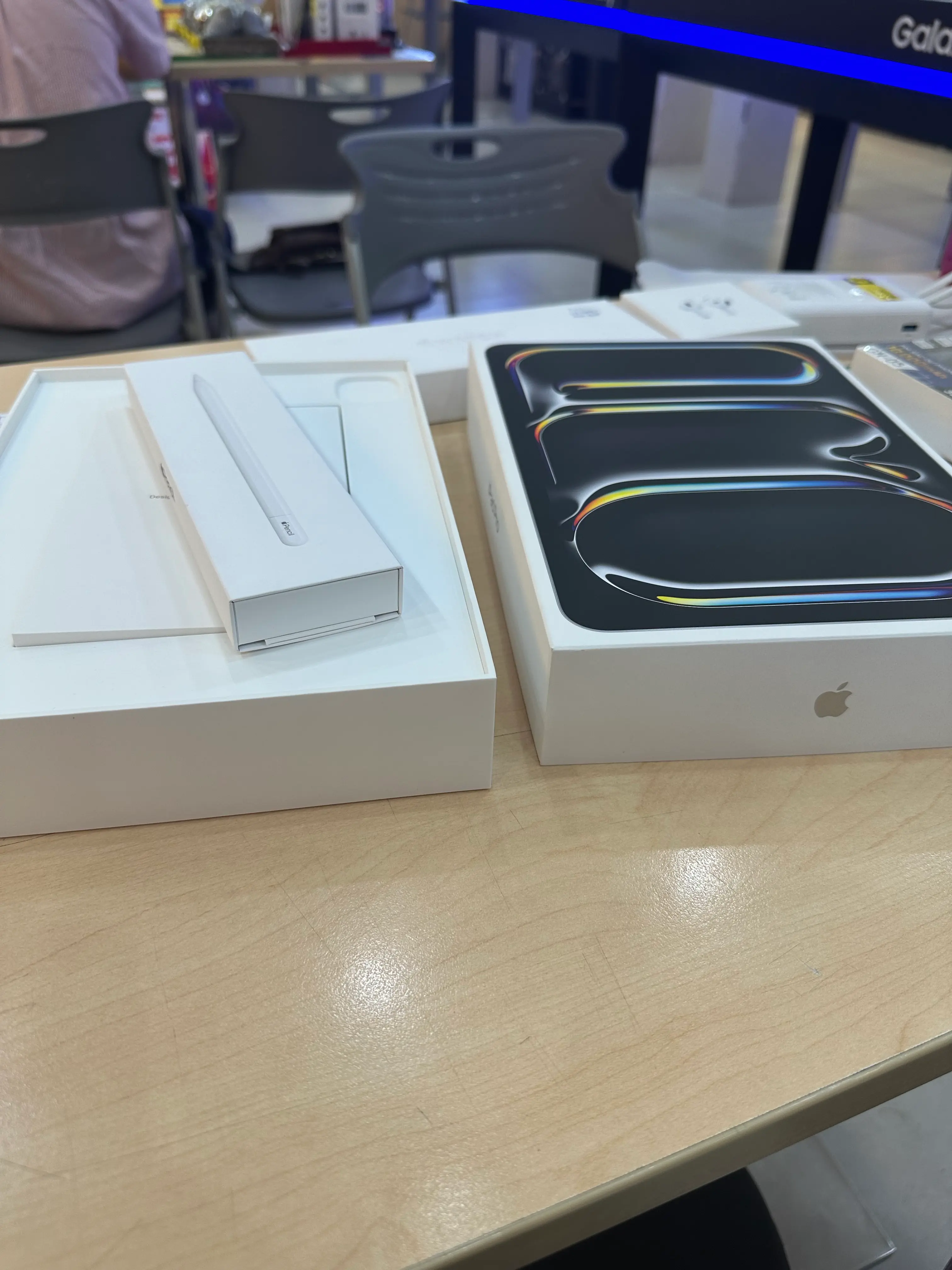 Khách hàng review Máy tính bảng iPad Pro M5 11 inch WiFi 256GB 1
