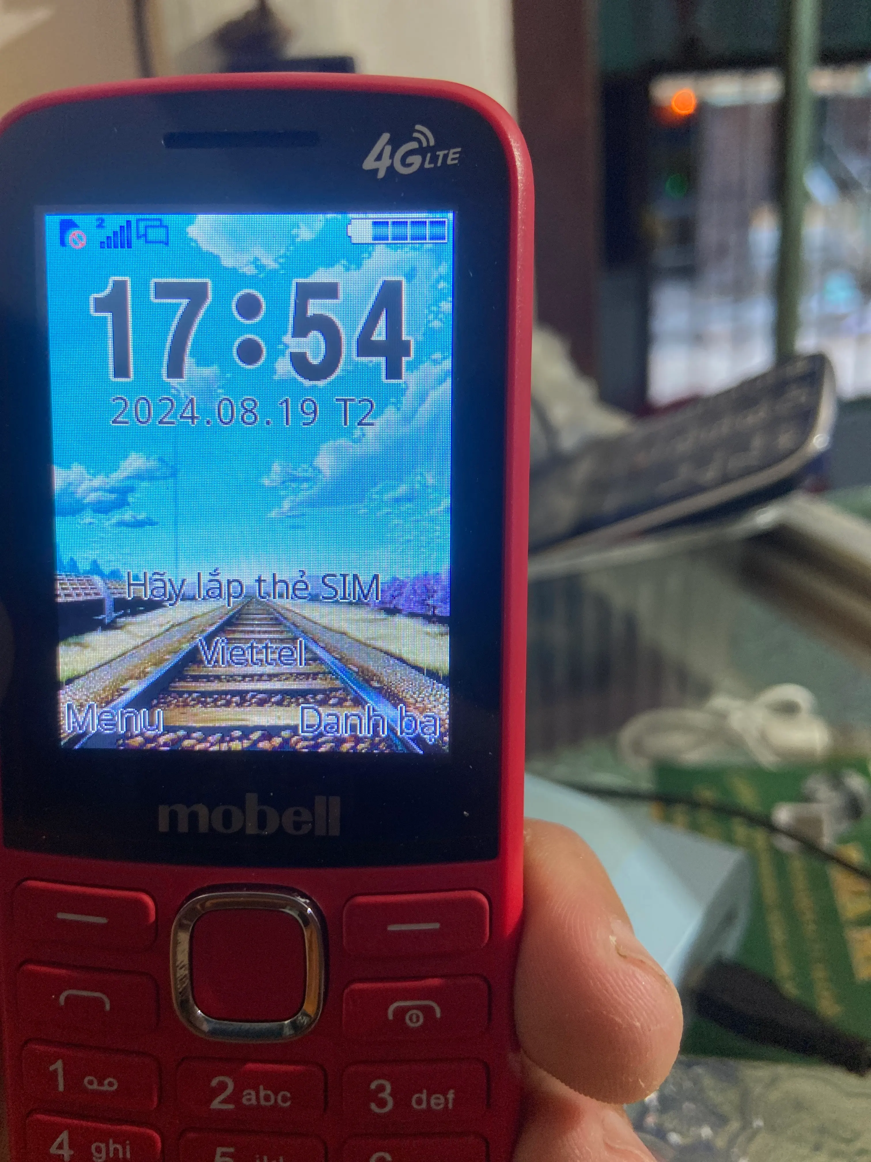 Khách hàng review Điện thoại Mobell M331 4G 1