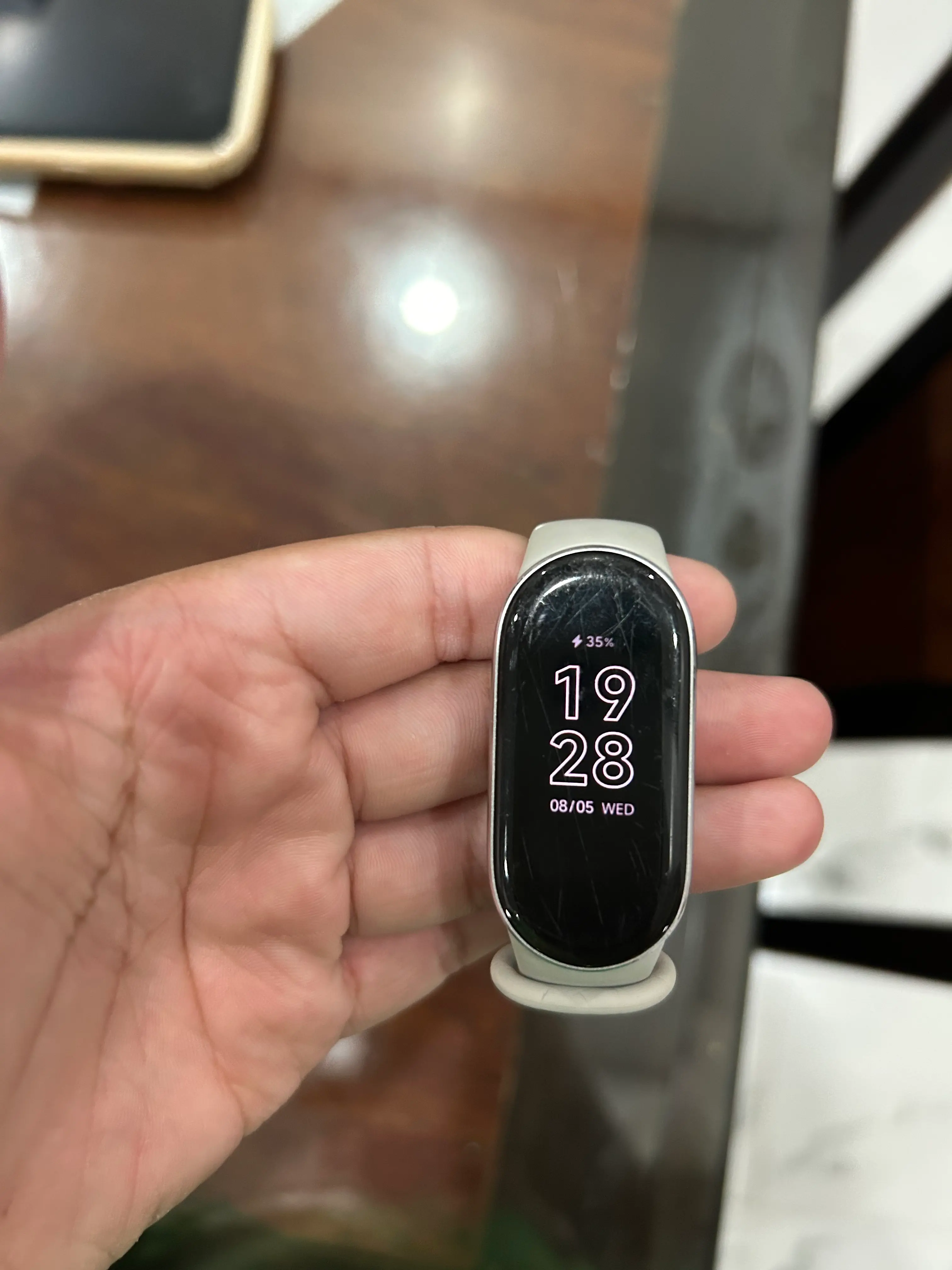 Khách hàng review Vòng đeo tay thông minh Mi Band 10 viền nhôm 1