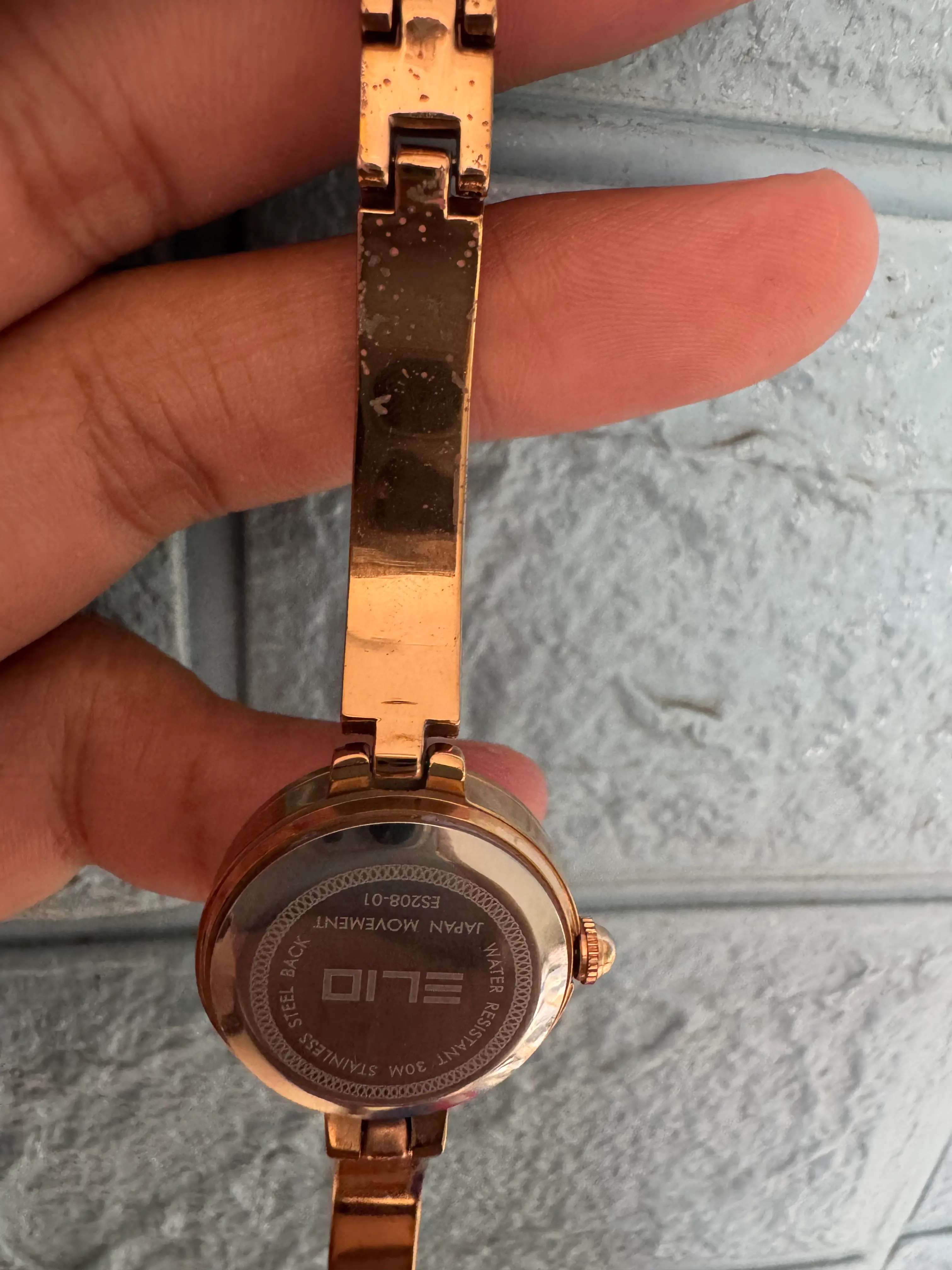 Khách hàng review Đồng hồ Elio 23 mm Nữ ES208-01 1