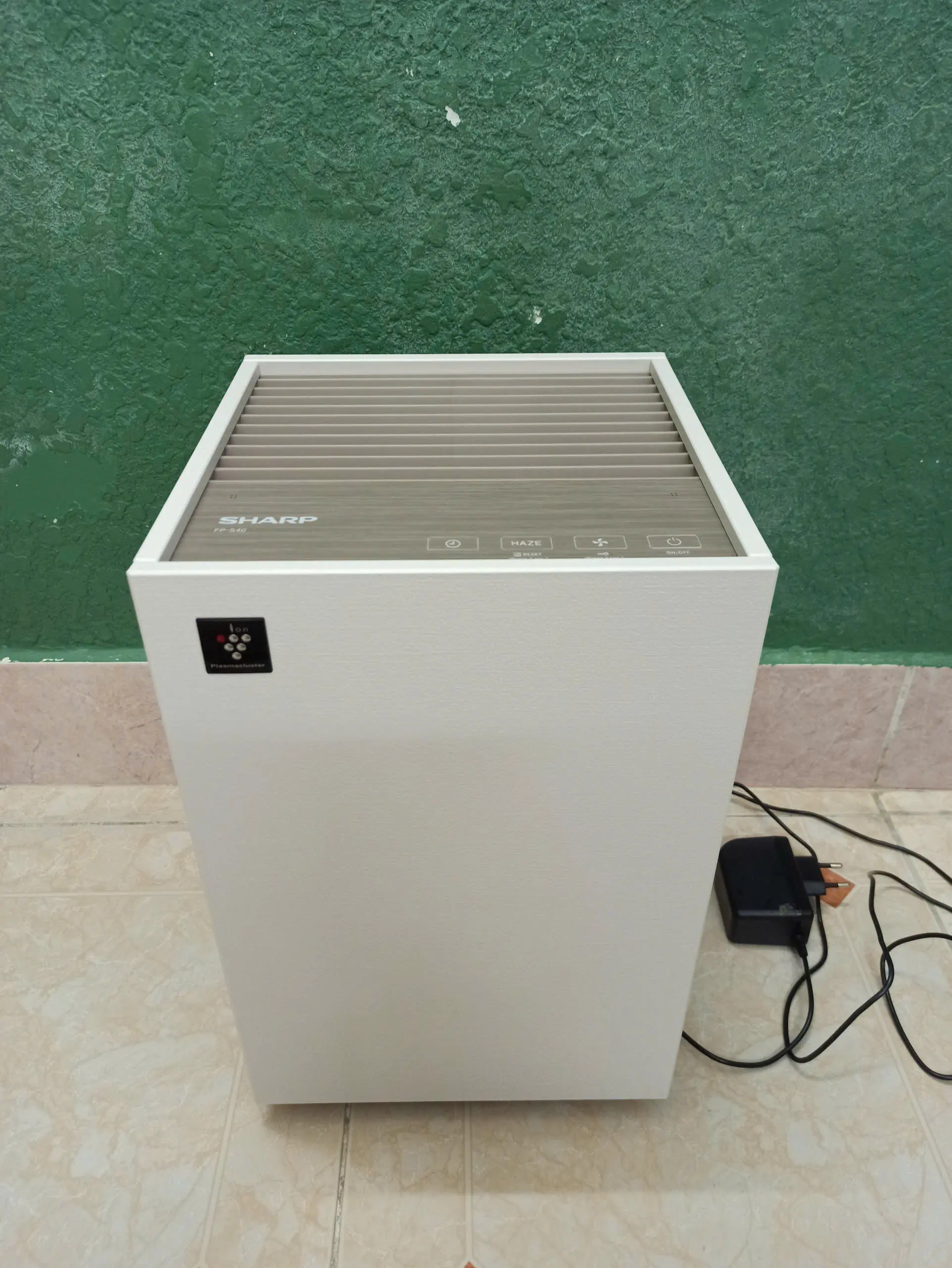 Khách hàng review Máy lọc không khí Sharp FP-S40V-W 23W 1