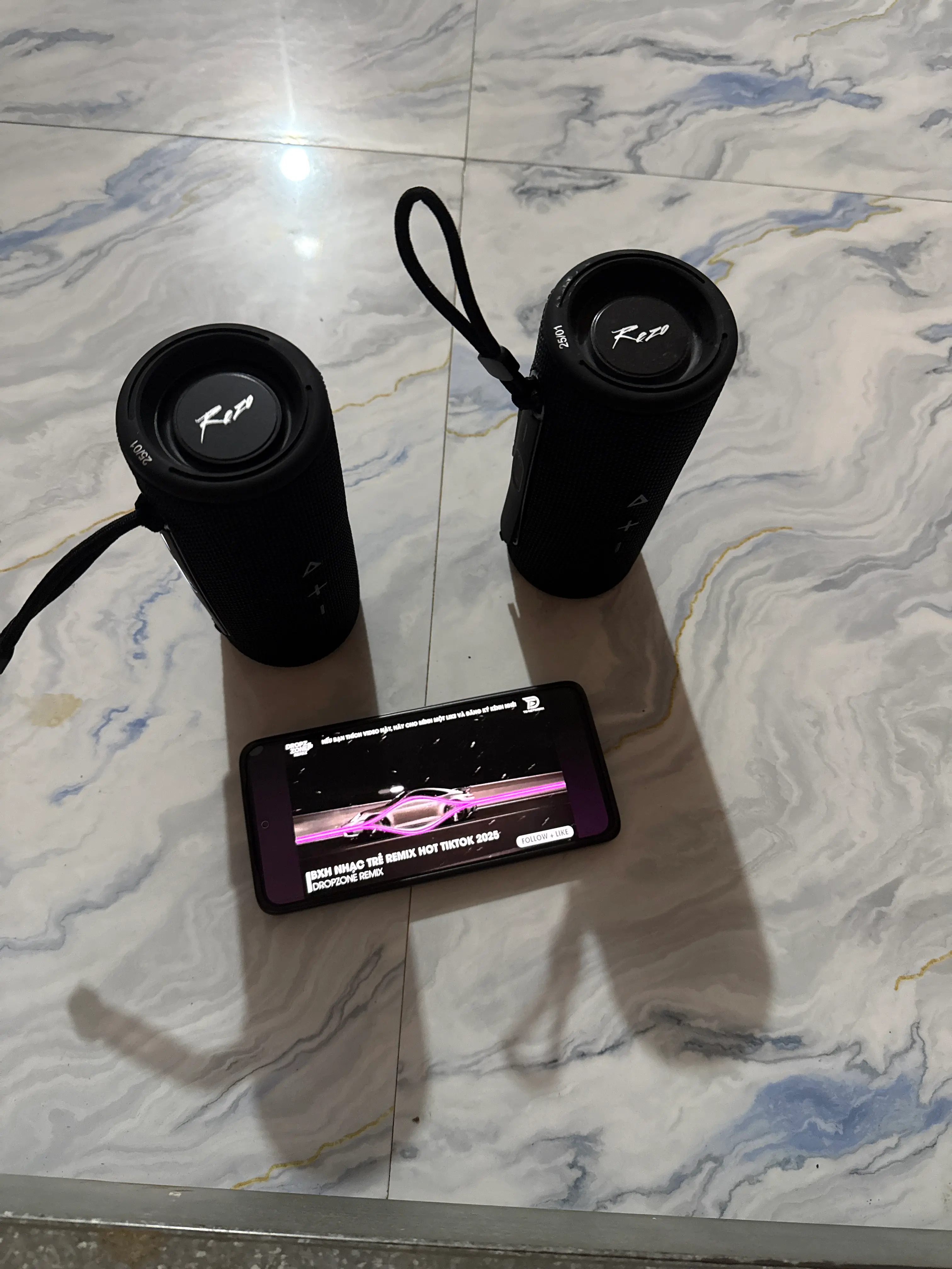 Khách hàng review Loa Bluetooth Rezo Go More 1 1