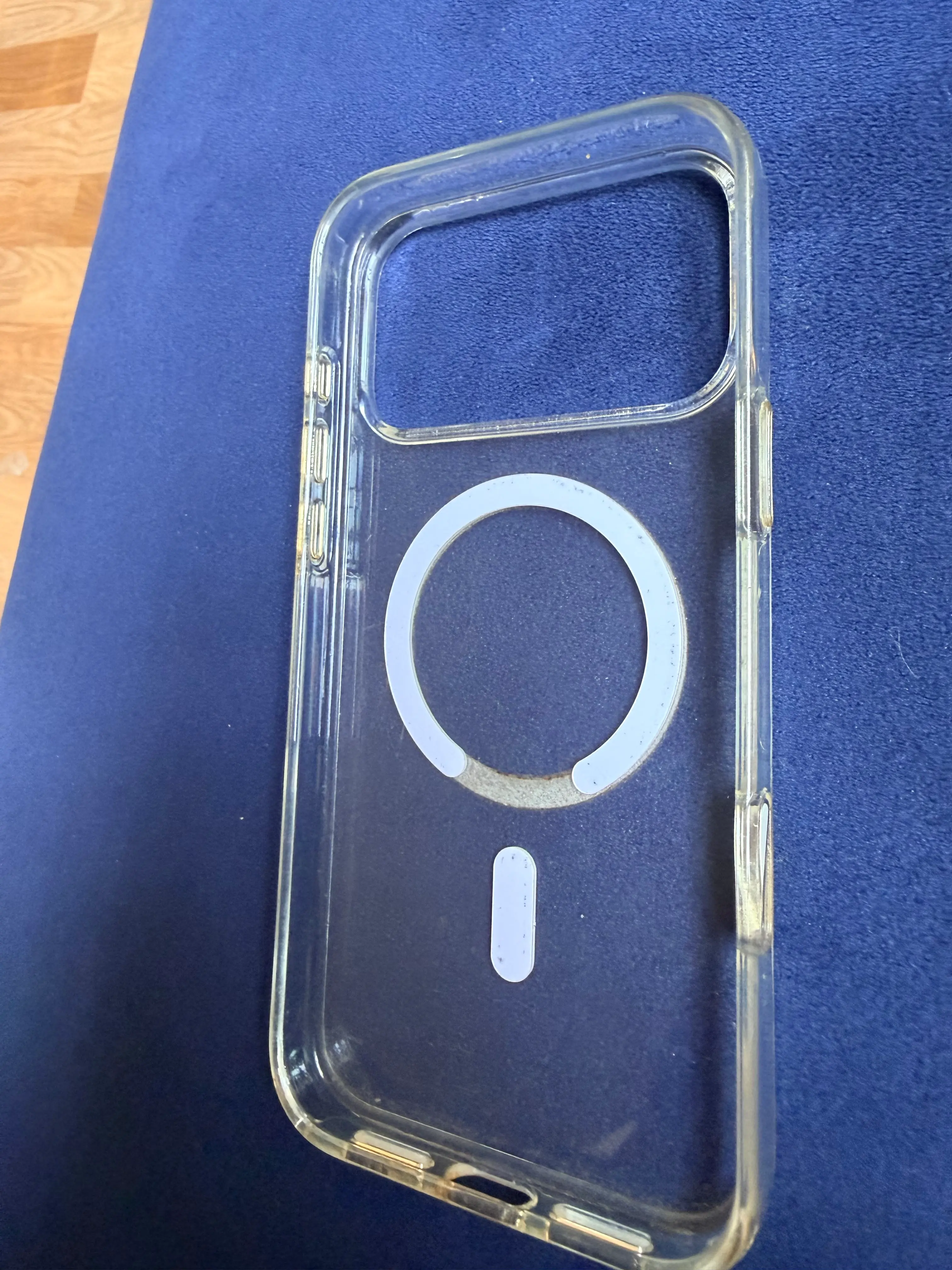 Khách hàng review Ốp lưng MagSafe iPhone 17 Pro Max PC TPU AVA+ OC Bayer II 1