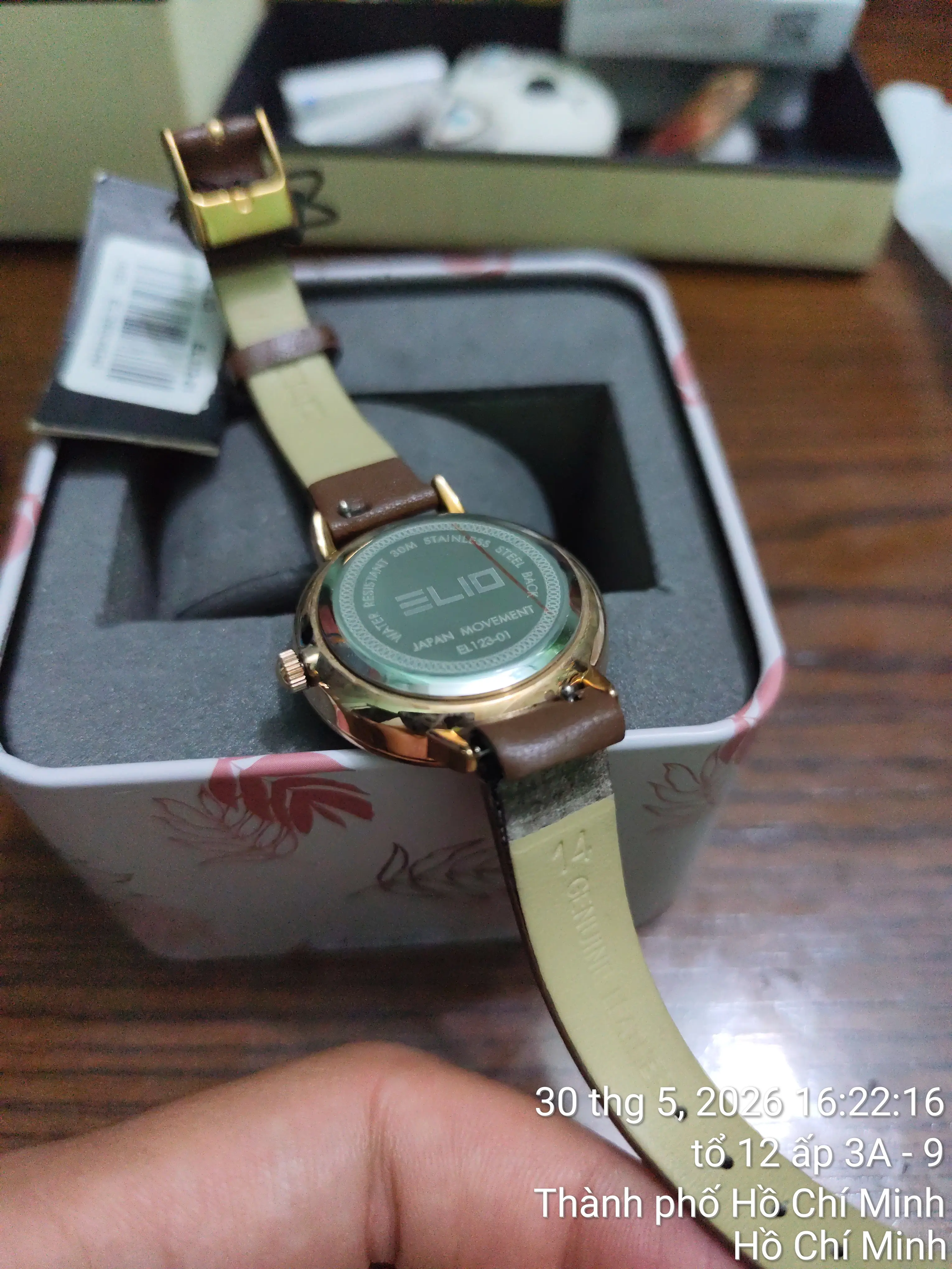 Khách hàng review Đồng hồ ELIO Flower 35 mm Nữ EL123-01 2