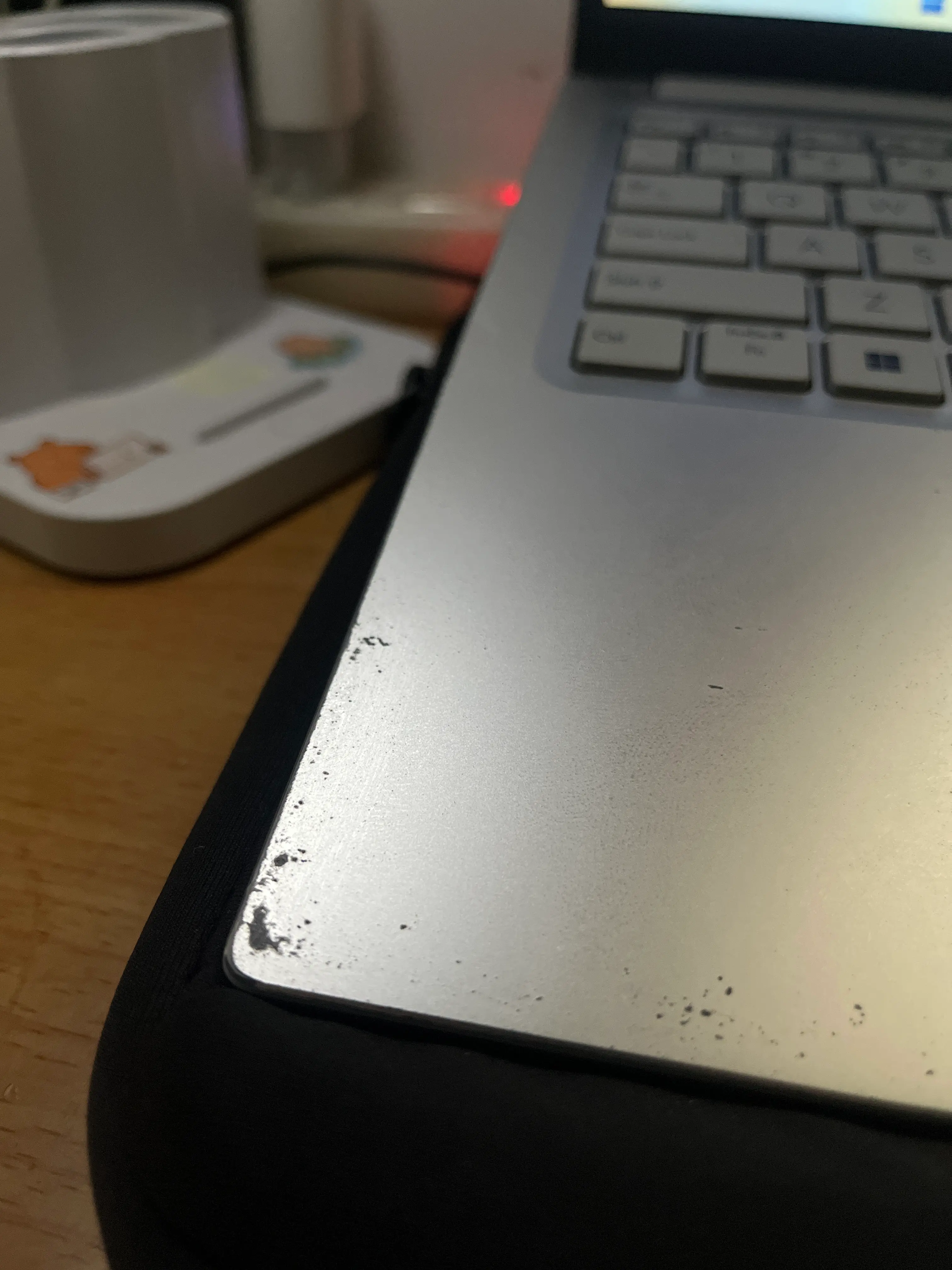 Khách hàng review Laptop Asus Vivobook 15 X1504ZA - NJ1608W (i5 1235U, 16GB, 512GB, Full HD, Win11) 1